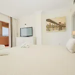 4 Bedroom Apartment With Jacuzzi And Terrace With Panoramic Sea Views, In Nueva Andalucia, Marbella