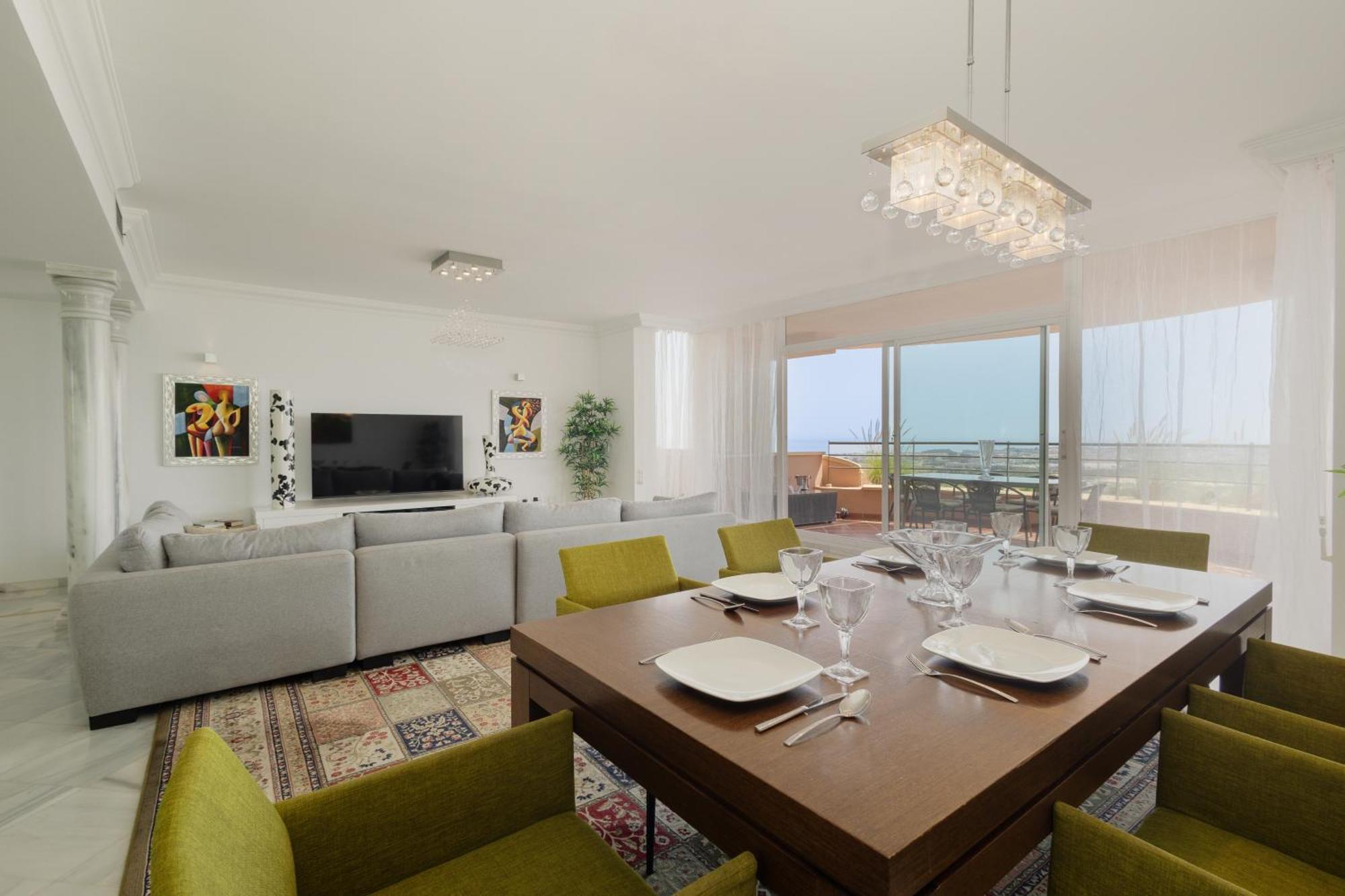 4 Bedroom With Jacuzzi And Terrace With Panoramic Sea Views, In Nueva Andalucia, Marbella