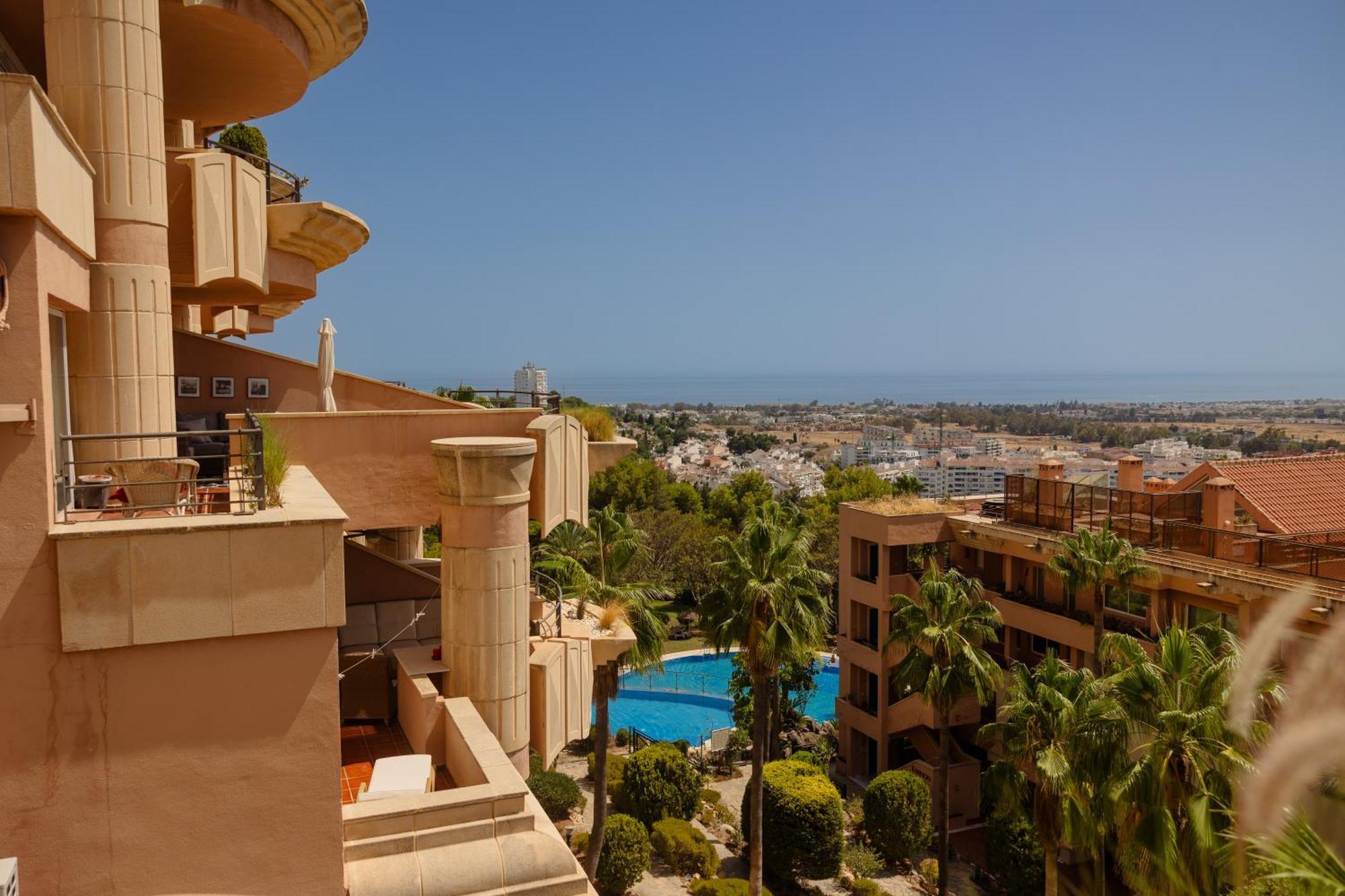 4 Bedroom With Jacuzzi And Terrace With Panoramic Sea Views, In Nueva Andalucia, *